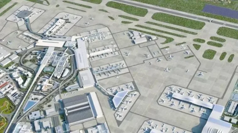 Rendering dall’alto dell’aeroporto di Fiumicino con l’area di espansione: gate, piazzali per aerei e collegamenti con le piste visibili a destra dell’attuale terminal.